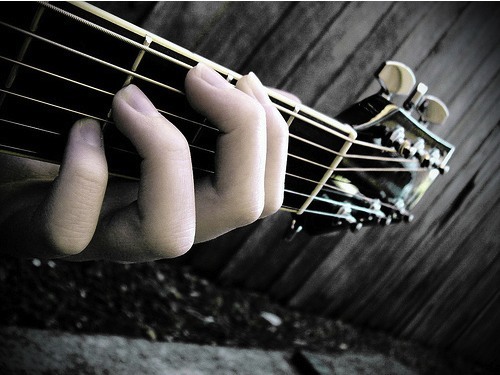 Guitarra jóvenes y adultos (Nivel 1)