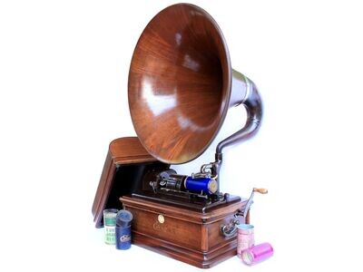 Gramophones and Phonographs