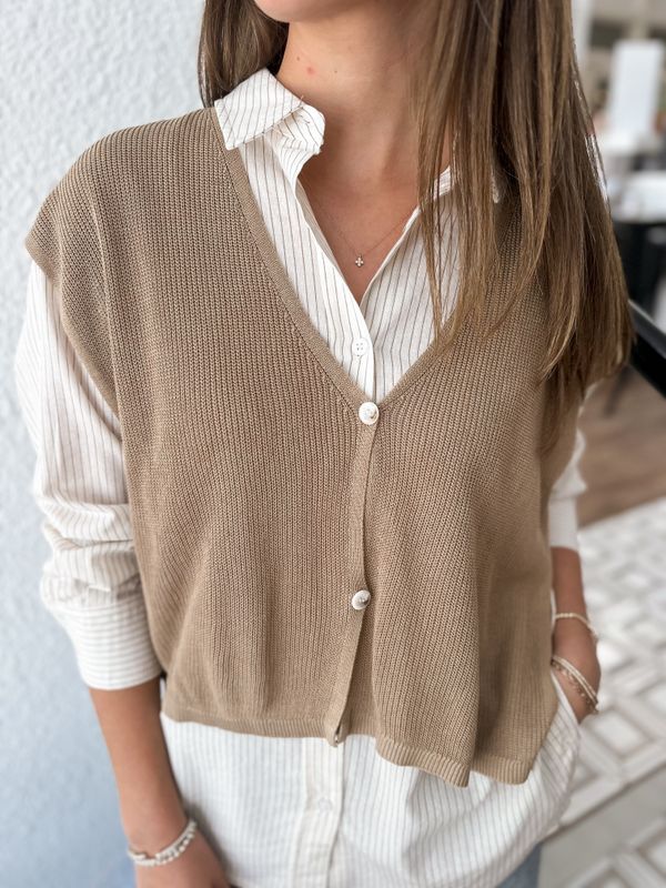Soft Structure Knit Vest