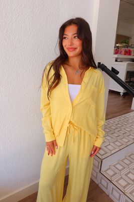 Sugarloaf Butter Button Up Top