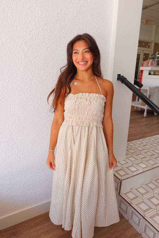 Classic Beauty Midi Dress