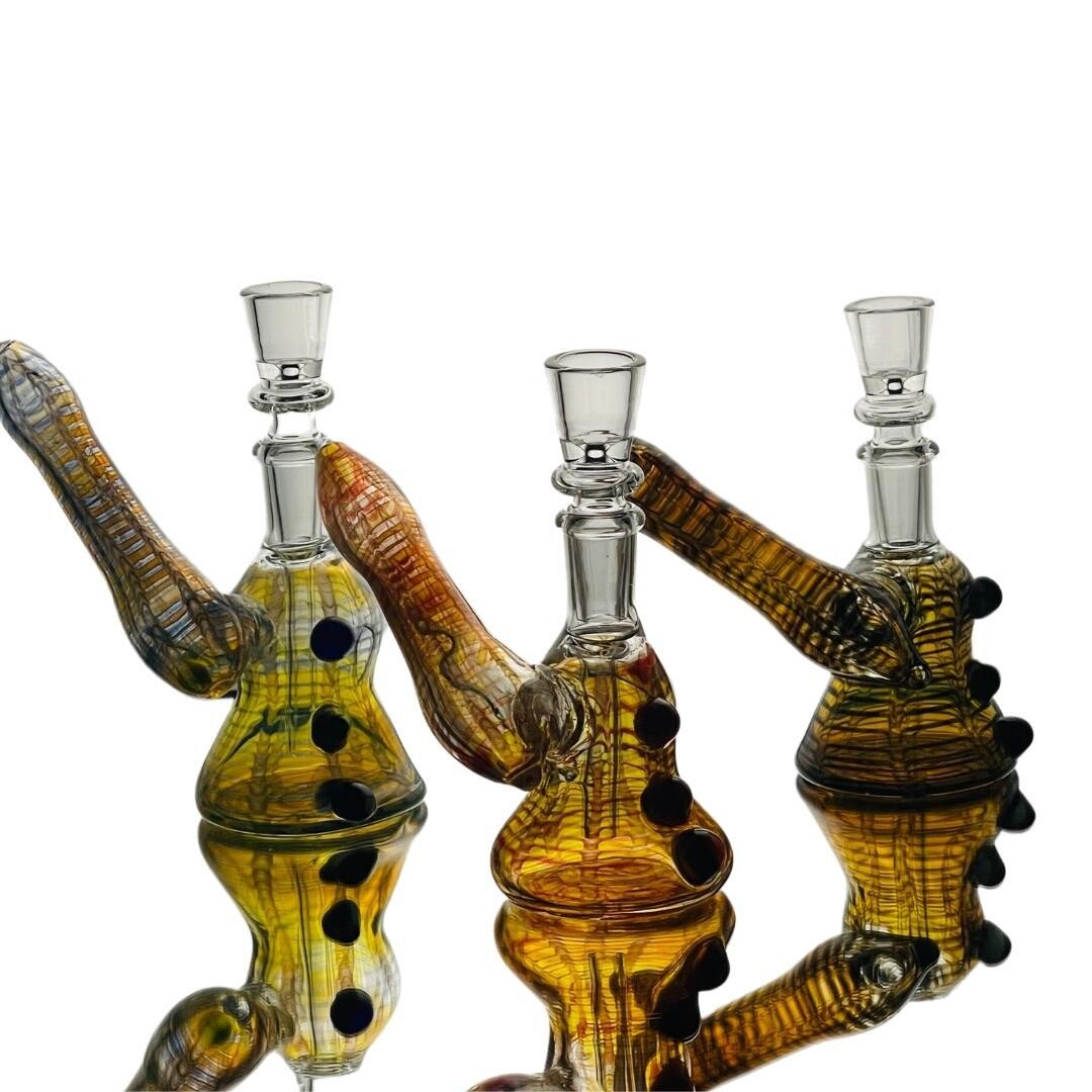 6" Side Arm Bubbler Gold 3 Dot Art