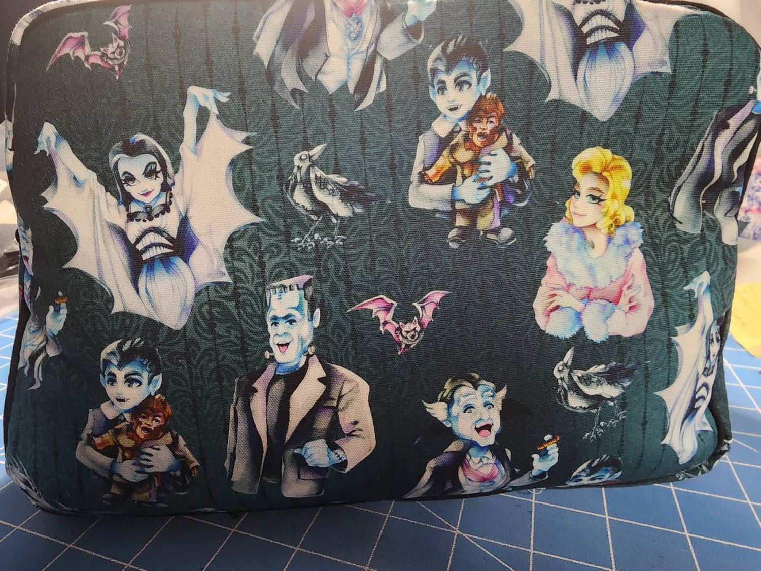Munsters purse