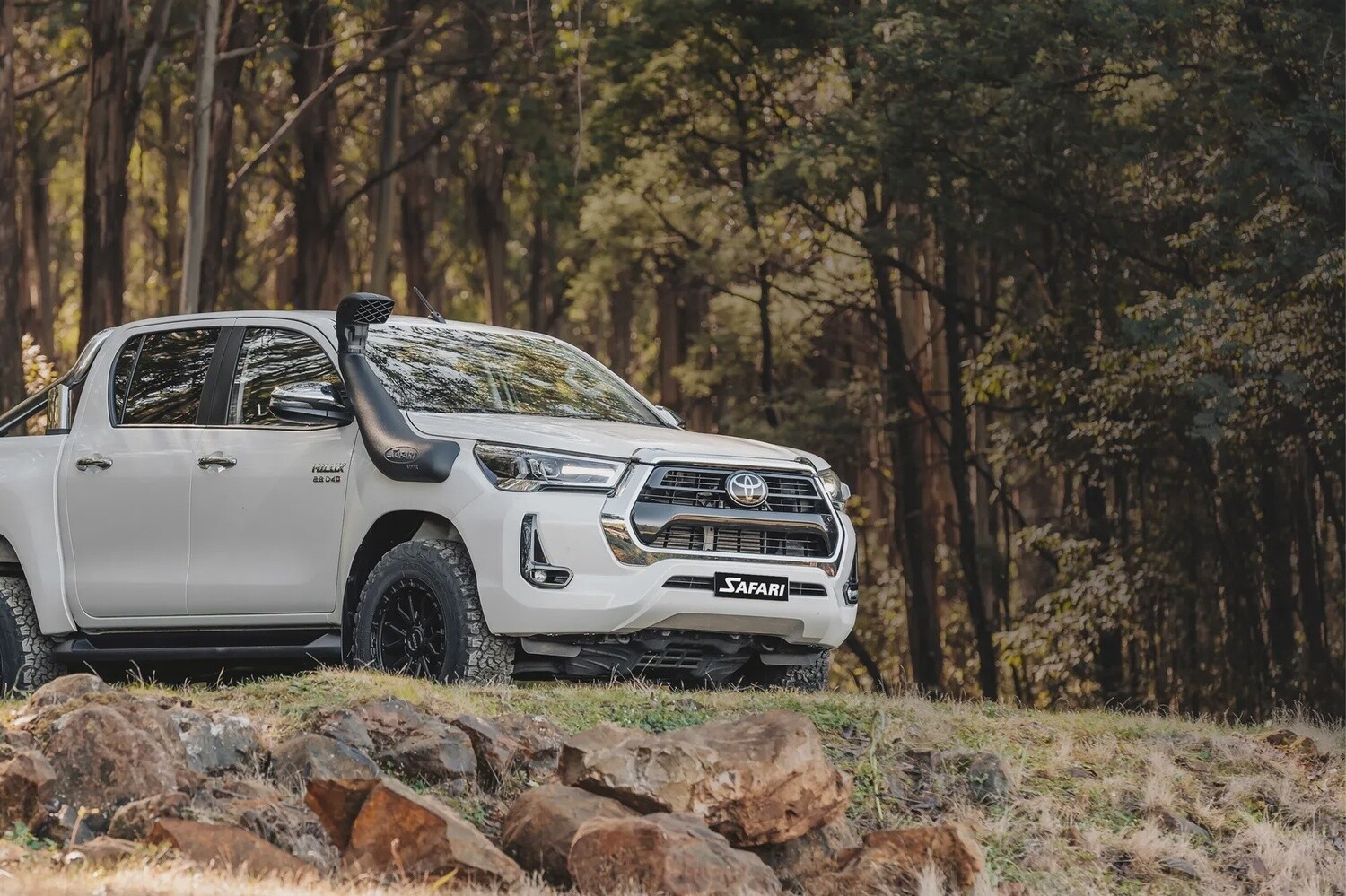 Safari Armax Toyota Hilux N80 Snorkel