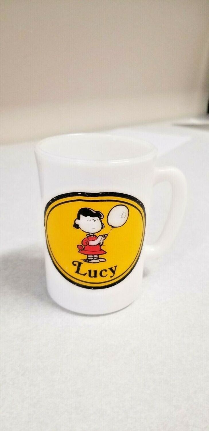 #1-1360 Vintage 1969 AVON Lucy Milk Glass Mug #14