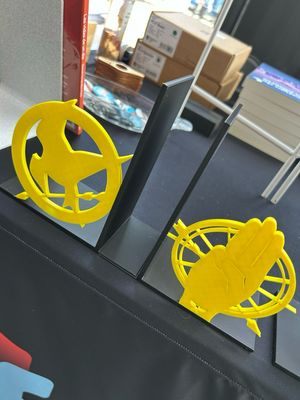 Bookstand temático de Hunger Games