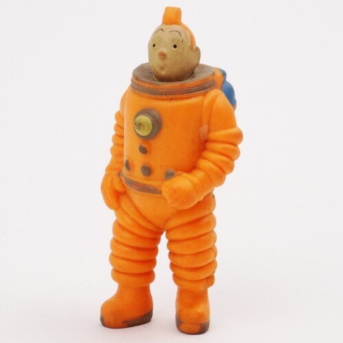 Tintin Astronaut Statue