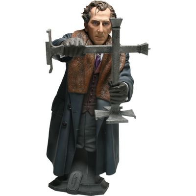 Dracula Hammer Horror Masterpiece Collection: Peter Cushing as Van Helsing Limited Edition 2012 Maxi-Bust