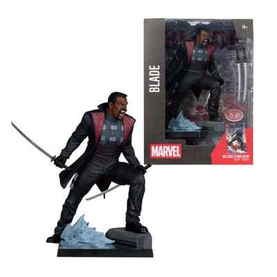 Marvel Blade (Blade #1) Red Platinum Edition 1/6 Figure with Comic Book