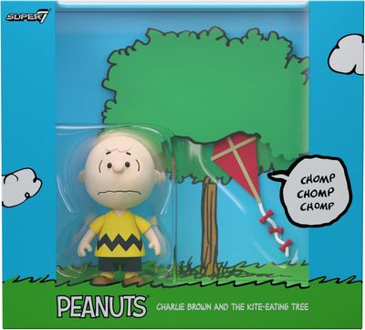 Peanuts Charlie Brown and the Kite-Eating Tree Diorama Box Action Figure