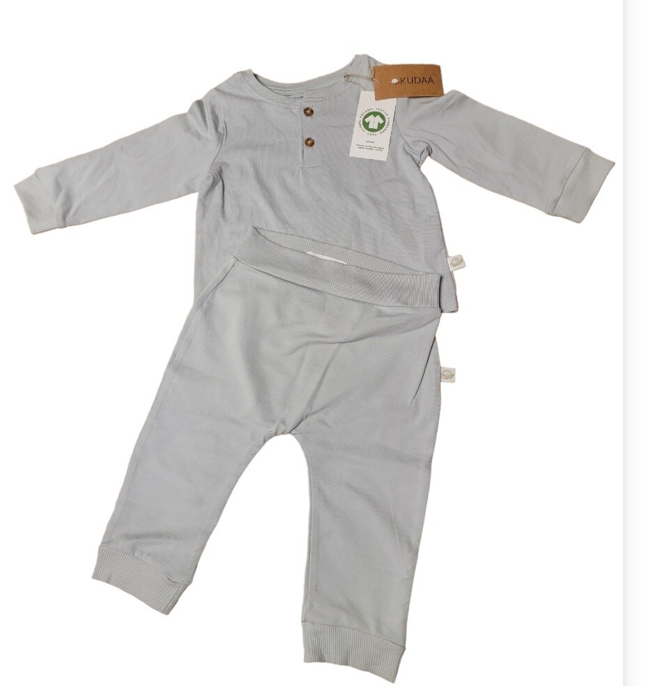 Organic 2 piece Pant Set with Bunny Bottom /
Pearl Blue /
3-6 Months
