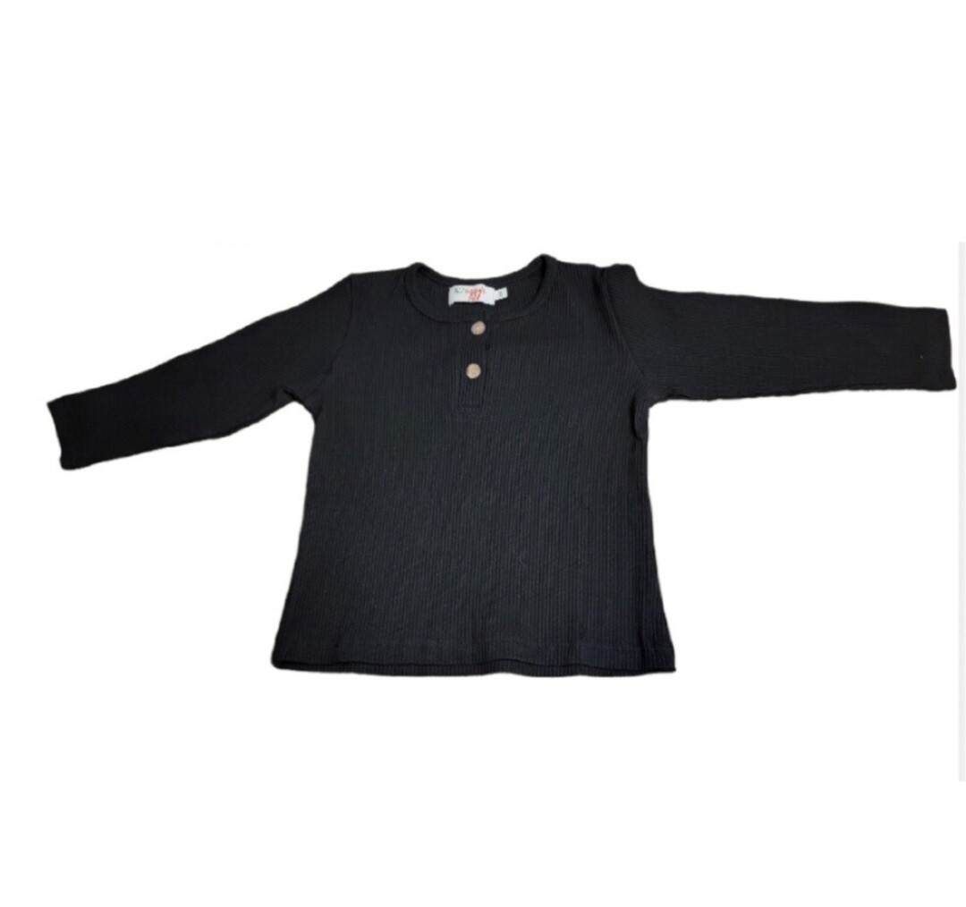 Long Sleeved Ribbed Henley /
Black