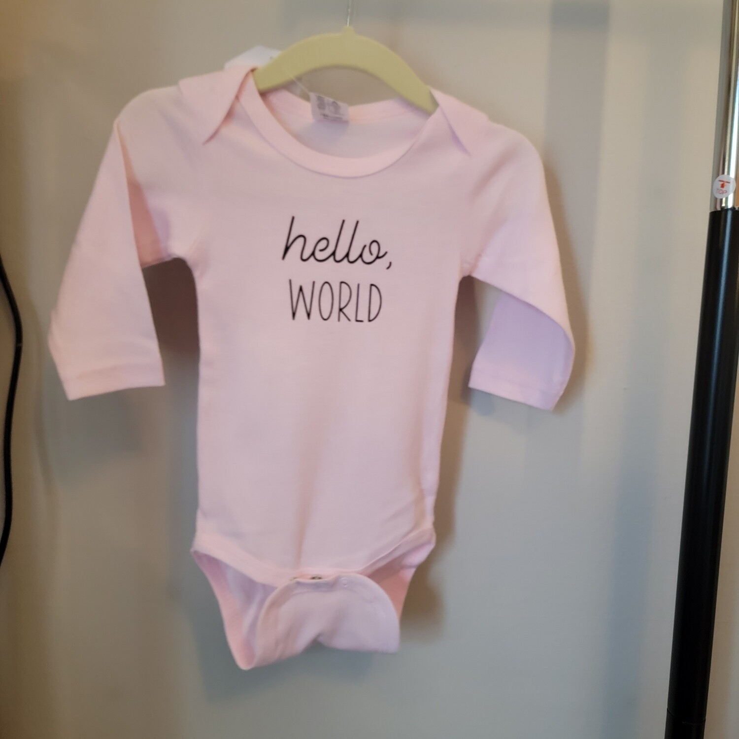 Hello, World / Long Sleeve  / Pink with Black /
0-6 months