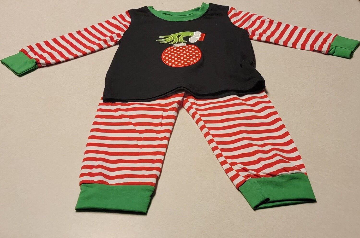 Grinch &amp; Ornament / Boys 2 pc Pajama Set