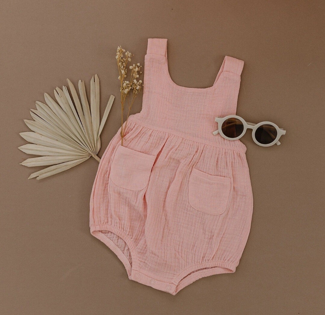 Organic Cotton Muslin Bubble Romper/
Light Pink