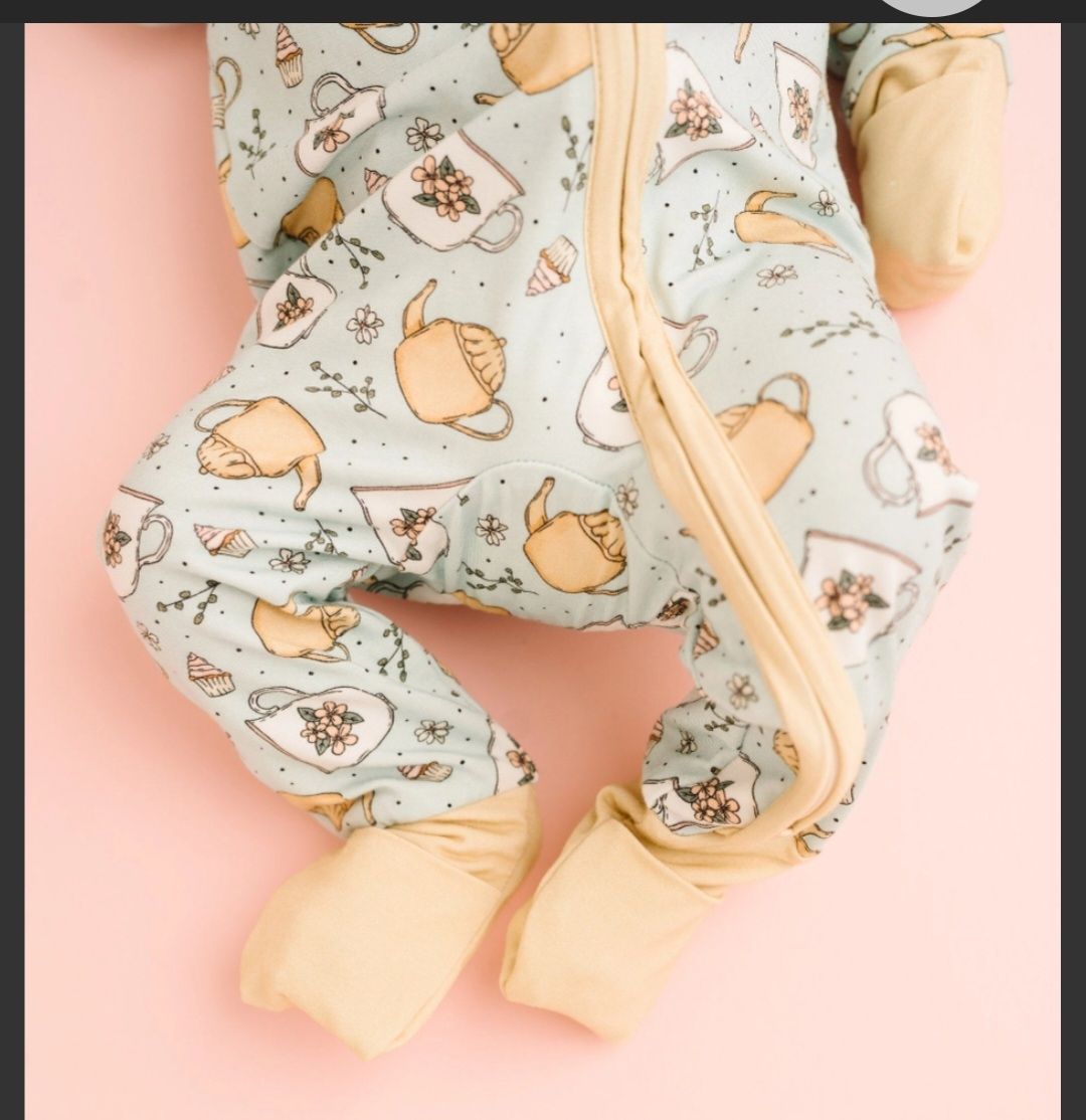 Tea Time Bamboo Sleeper