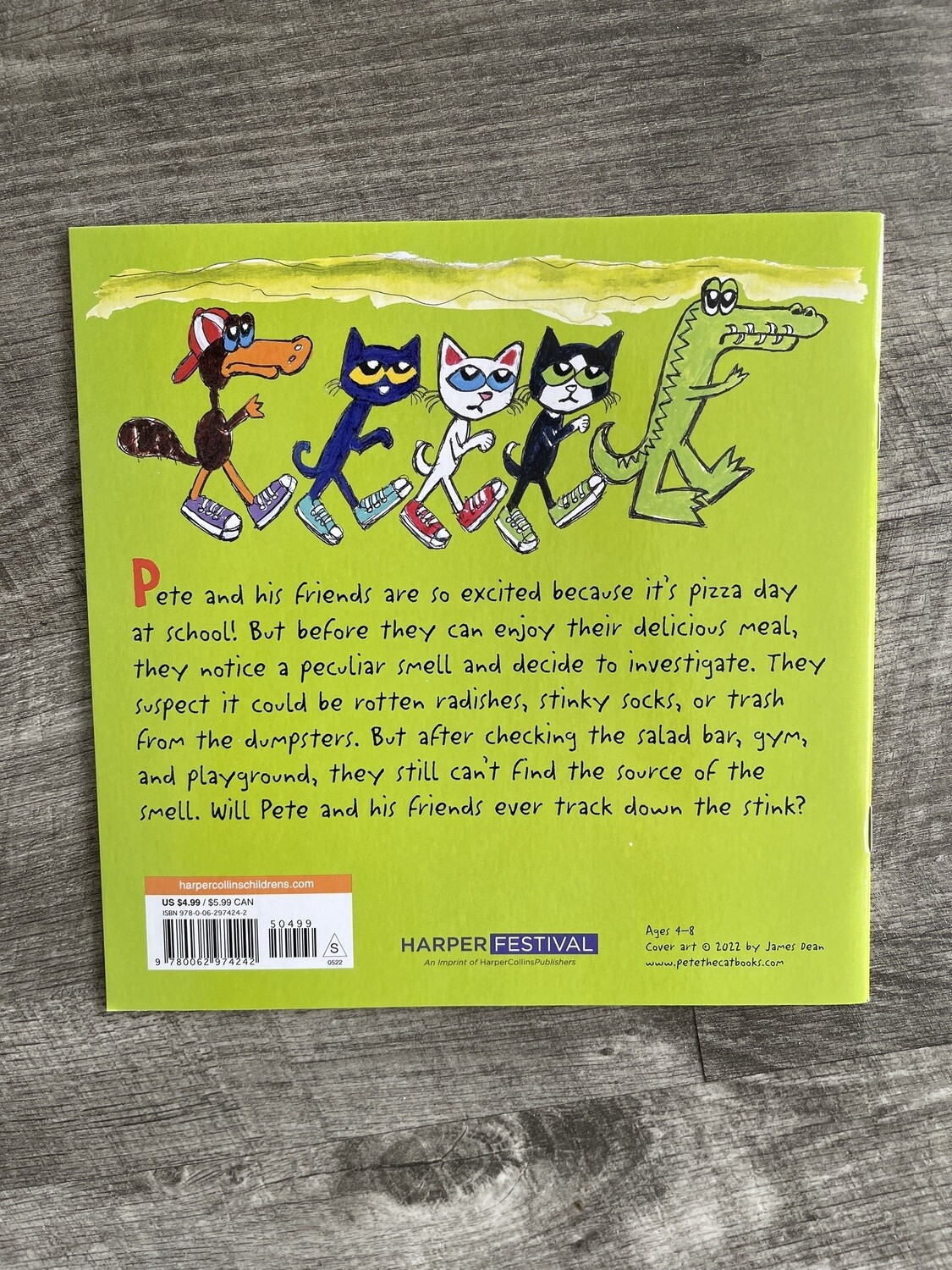 Dean, James-Pete the Cat and the Mysterious Smell