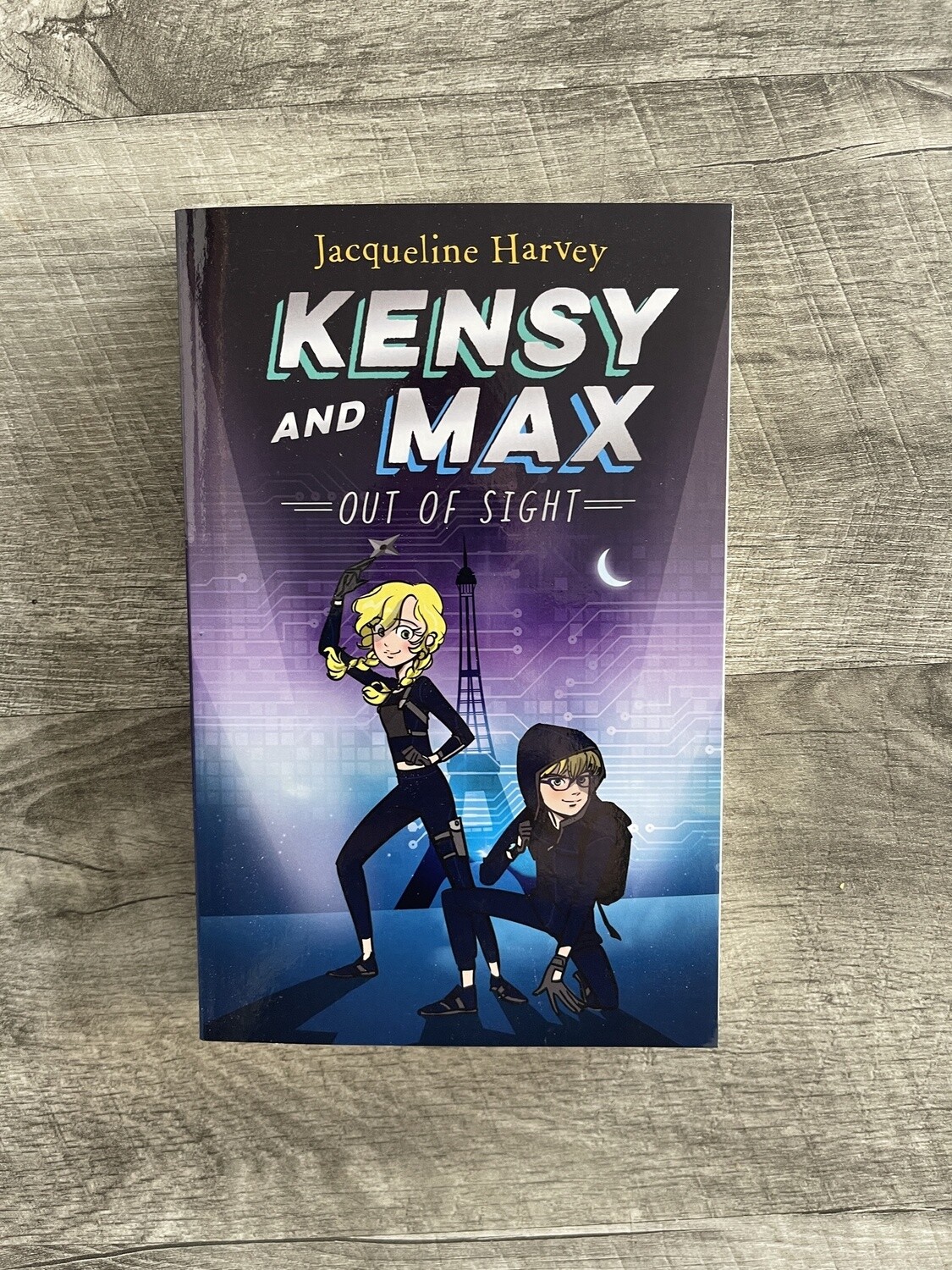 Harvey, Jacqueline-Kensy and Max: Out of Sight