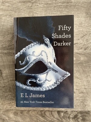 James, E.L.-Fifty Shades Darker