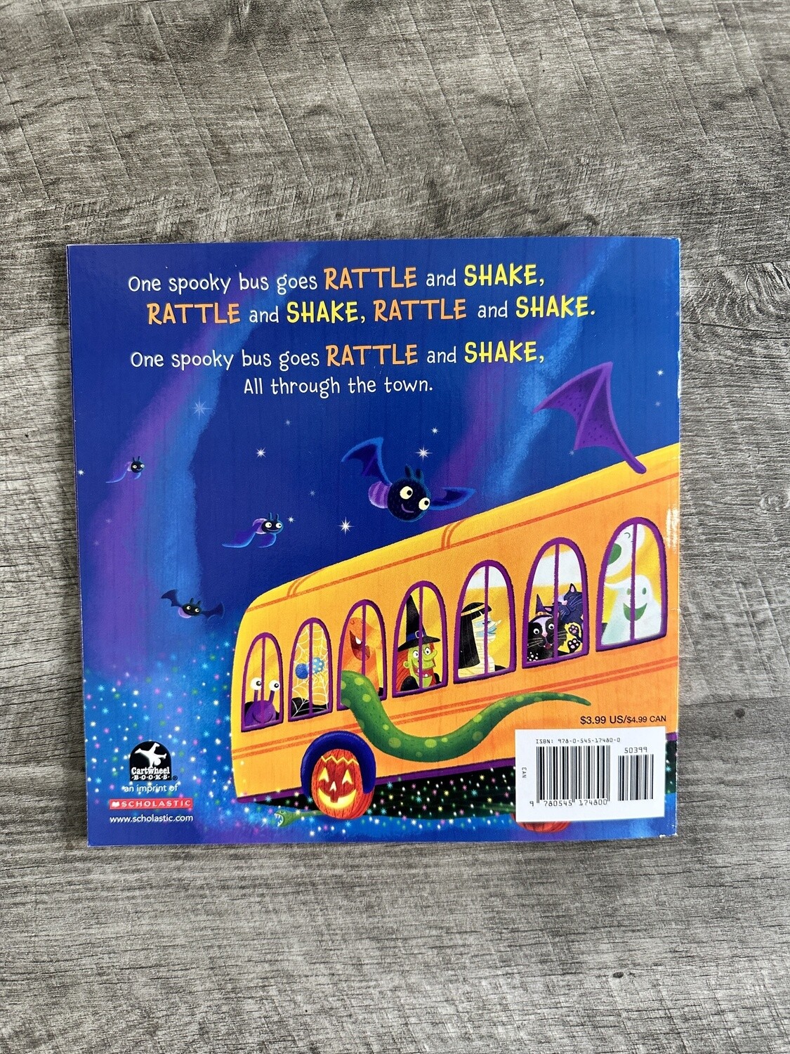 Mills, Elizabeth J-The Spooky Wheels on the Bus