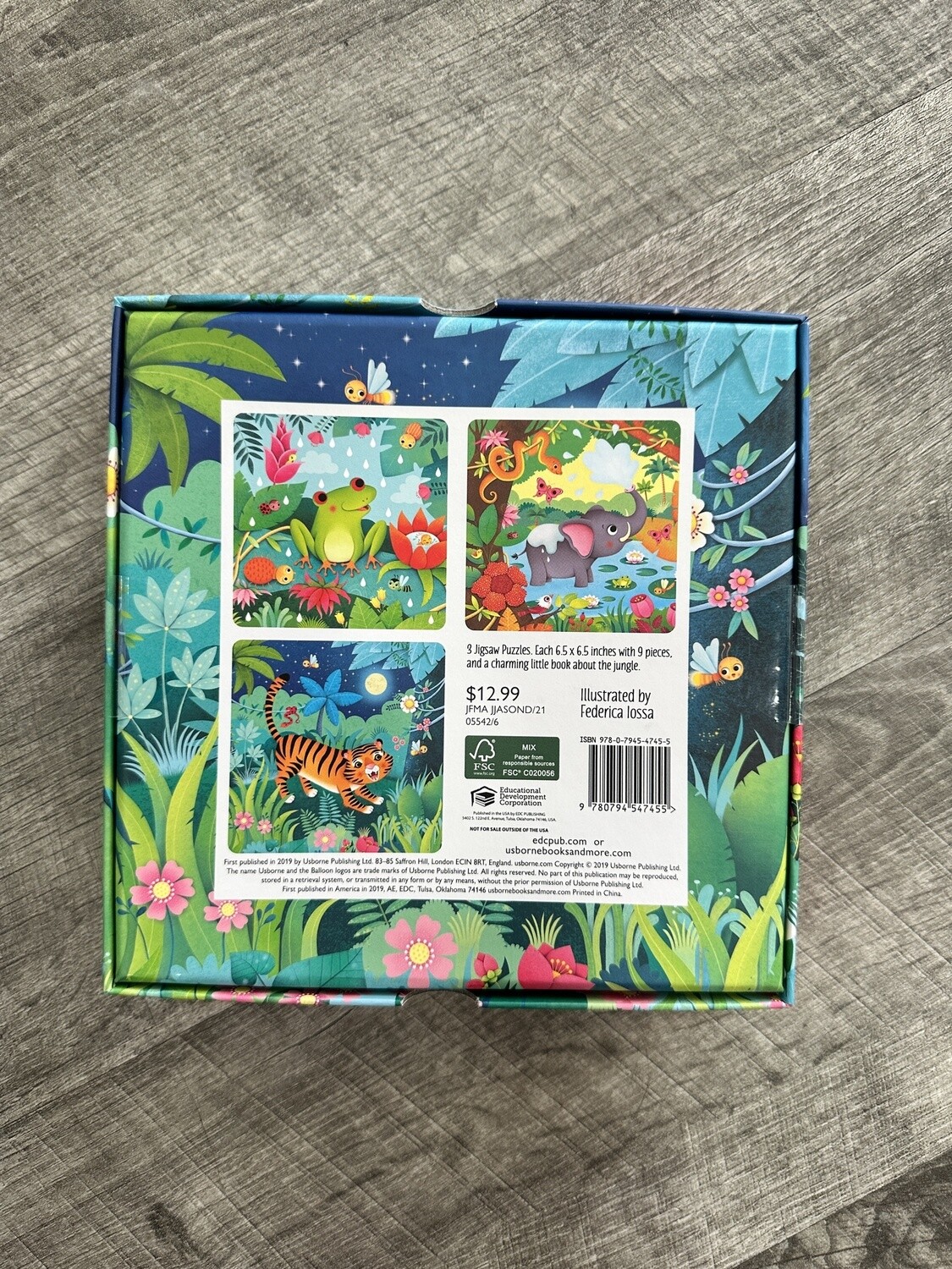 Book and Jigsaw Puzzles the Jungle