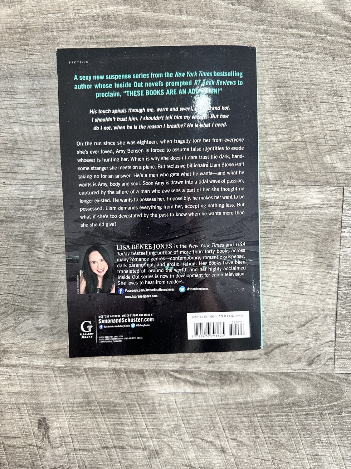 Jones, Lisa Renee-Escaping Reality