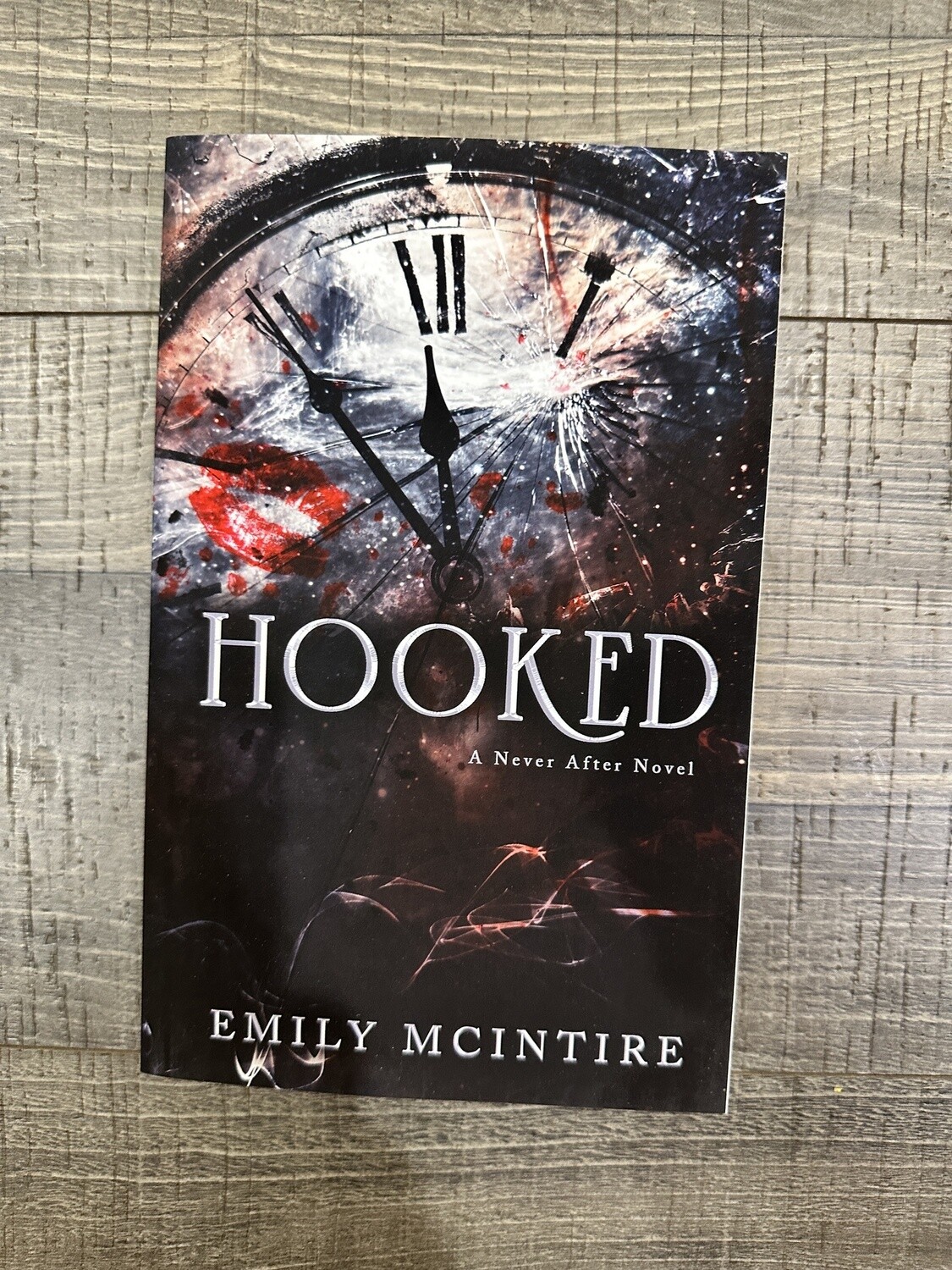 McIntire, Emily- Hooked