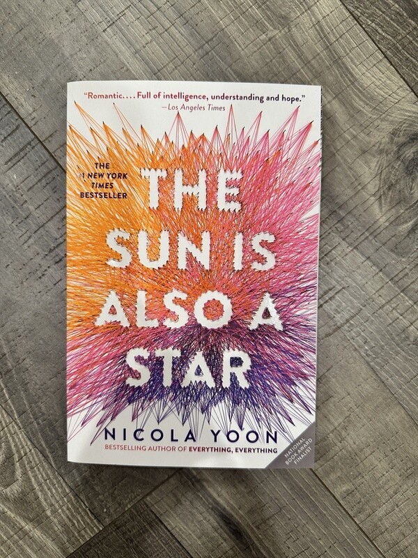 Yoon, Nicola-The Sun is Also a Star