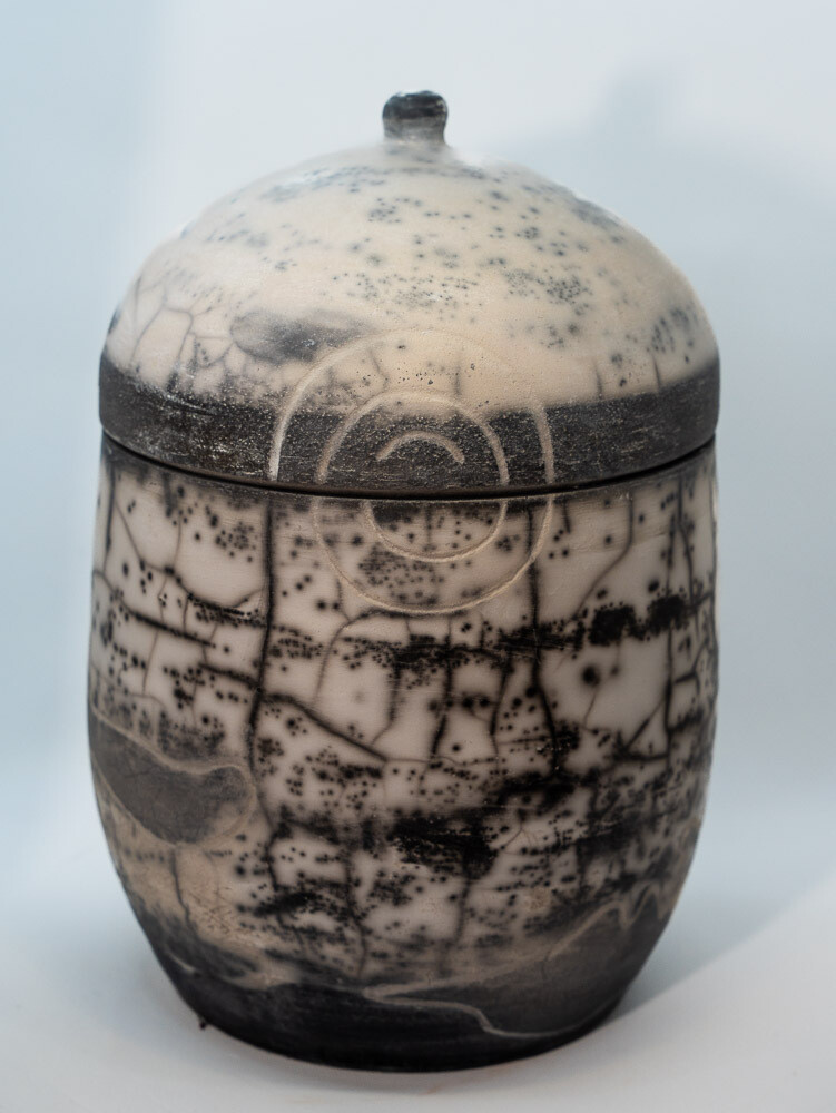 Massive weiße naked Raku-Urne, XXL