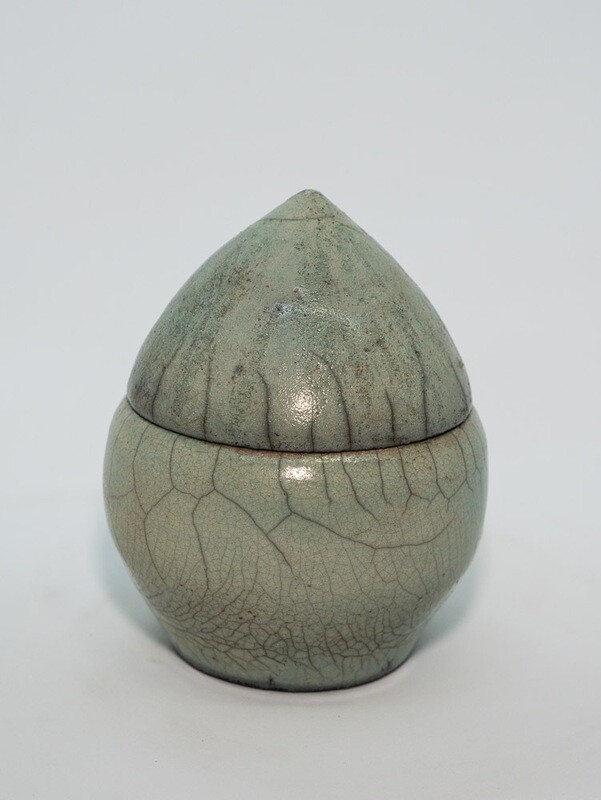 Wasserblaue Raku-Miniurne