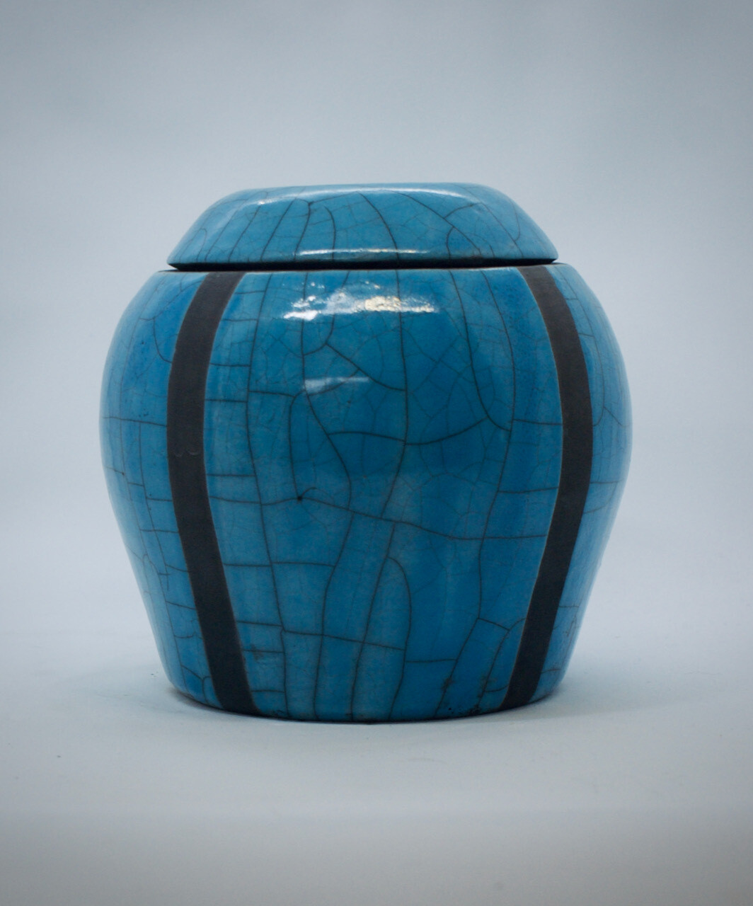 Türkisblaue Raku-Urne, M