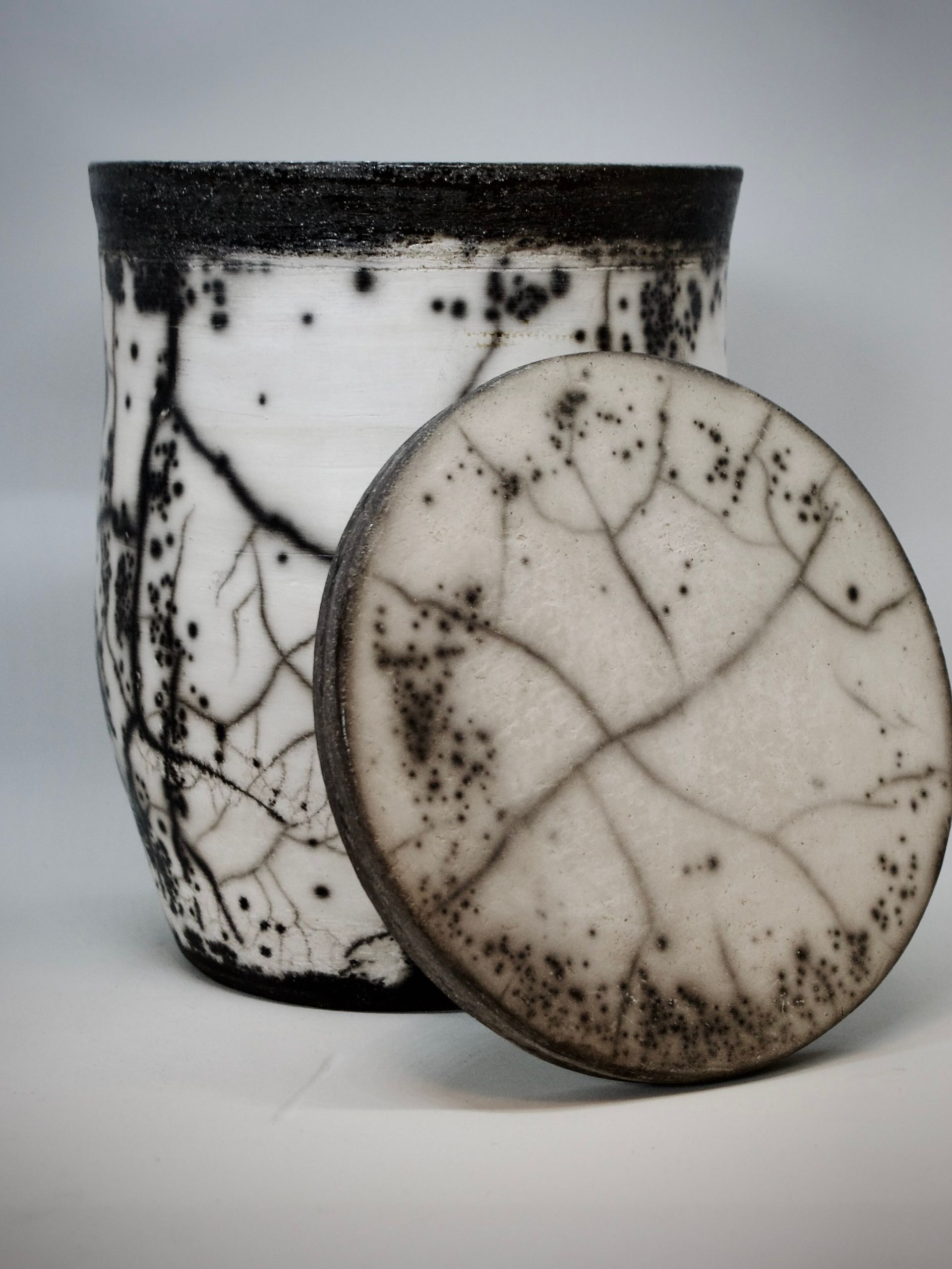 Naked Raku-Urne/ Kintsugi bronze, XL