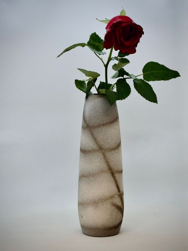 Bauchige Vase weiß-grau, geräuchert
