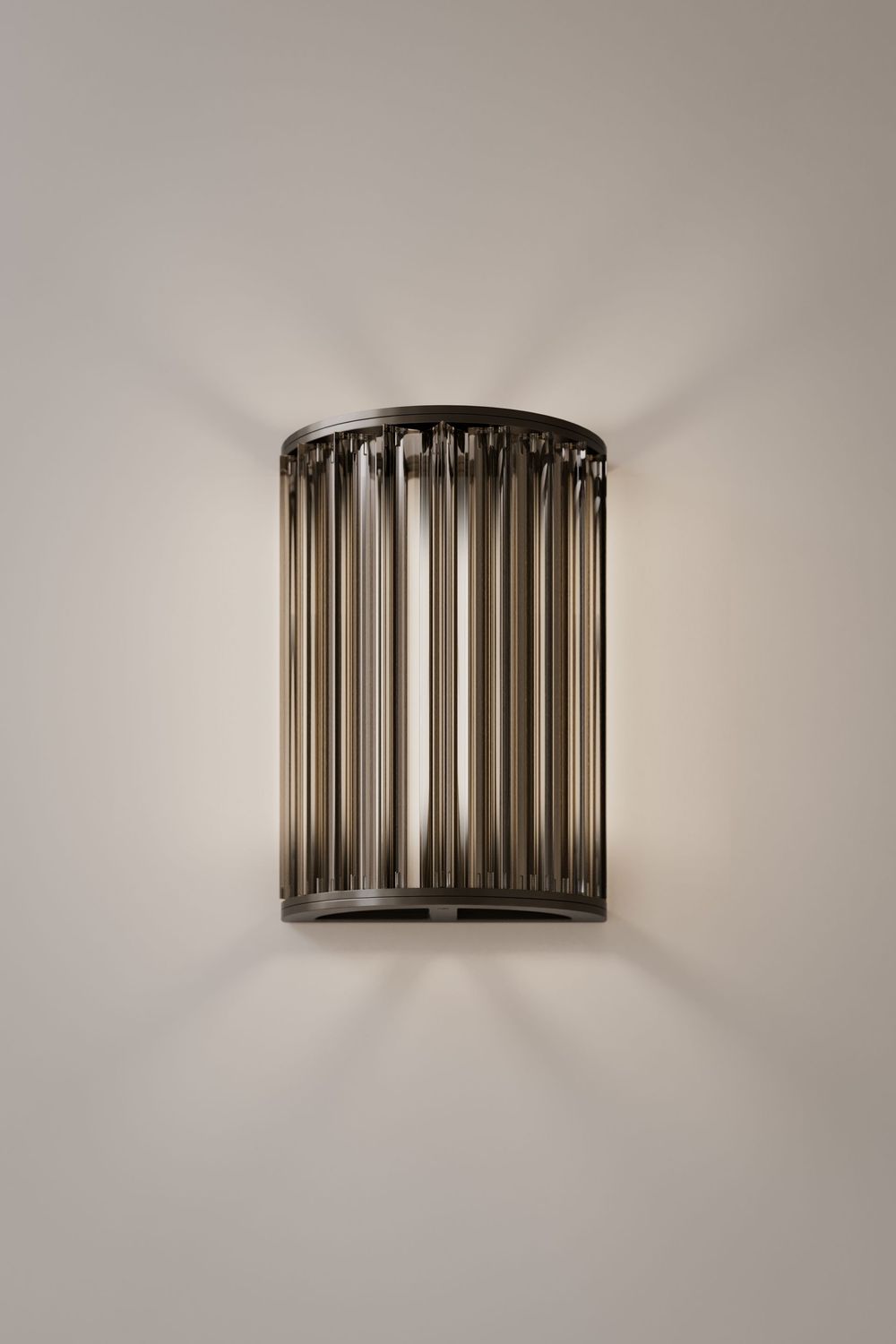 CROWN A PARETE, FINITURA STRUTTURA E DIFFUSORE: MATTE BLACK NICKEL METAL - CRYSTAL GLASS