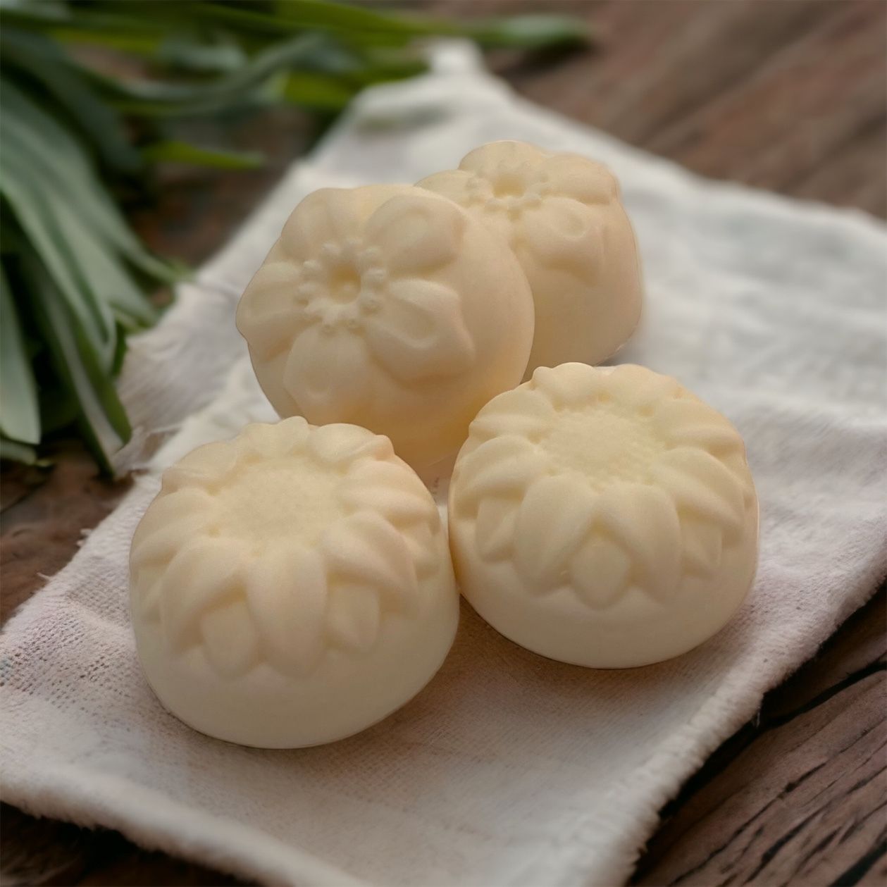 LEMONGRASS WAX TARTS