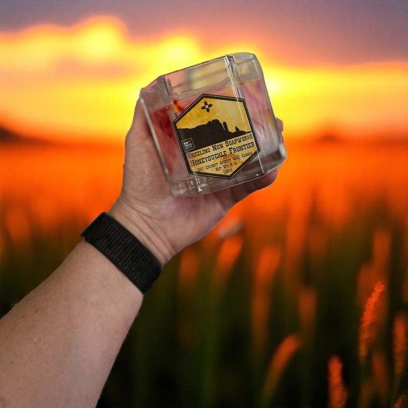 HONEYSUCKLE FRONTIER CANDLE