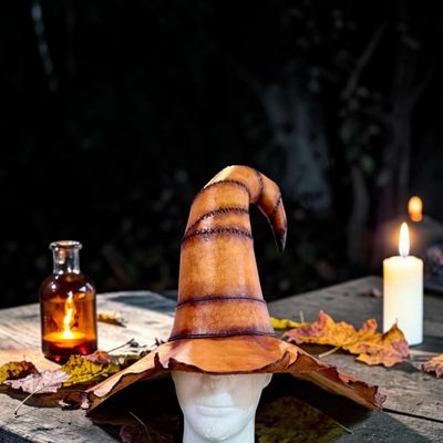 WITCH HAT