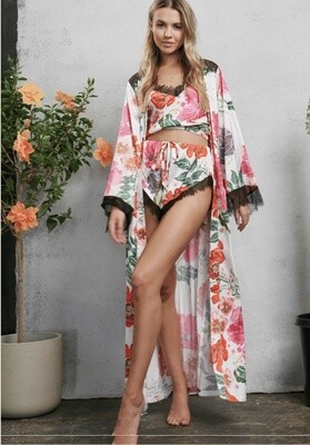 Maxi Robe - Embroidered Floral