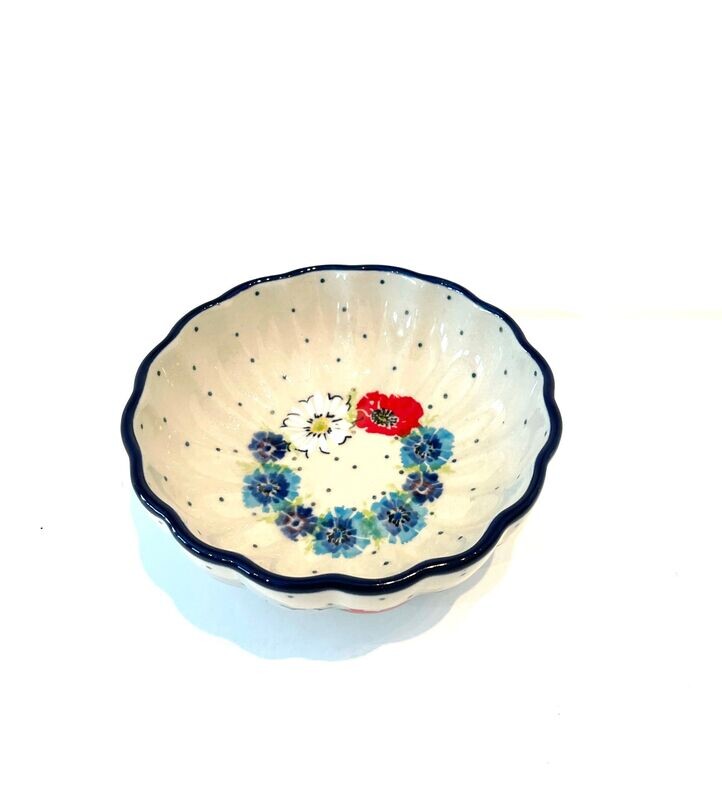 Scalloped Bowl - Shape 23 - 00214