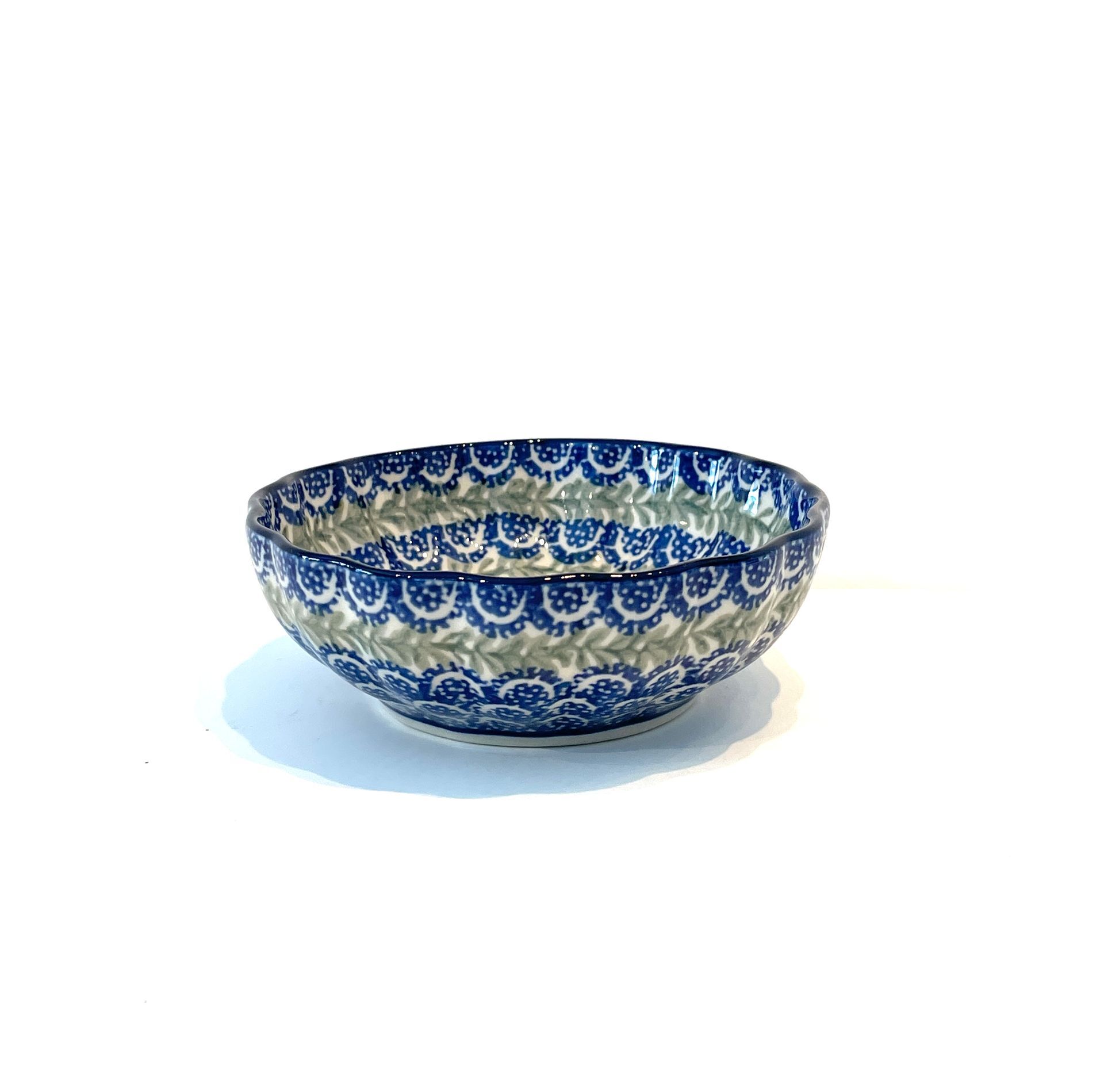 Scalloped Bowl - Shape 23 - 00216