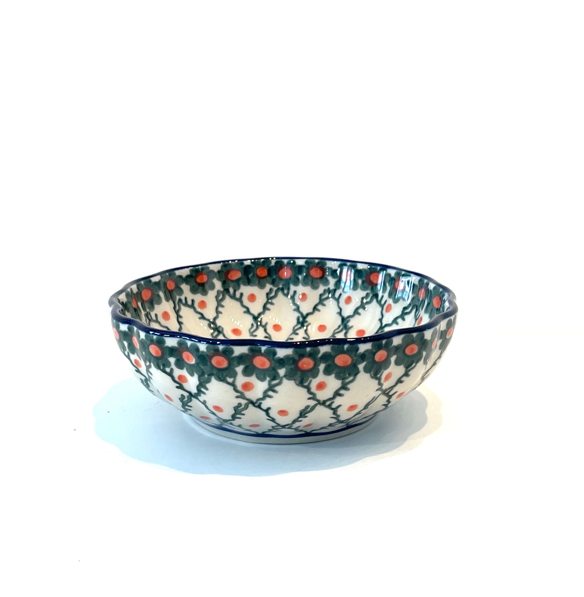 Scalloped Bowl - Shape 23 - 00224