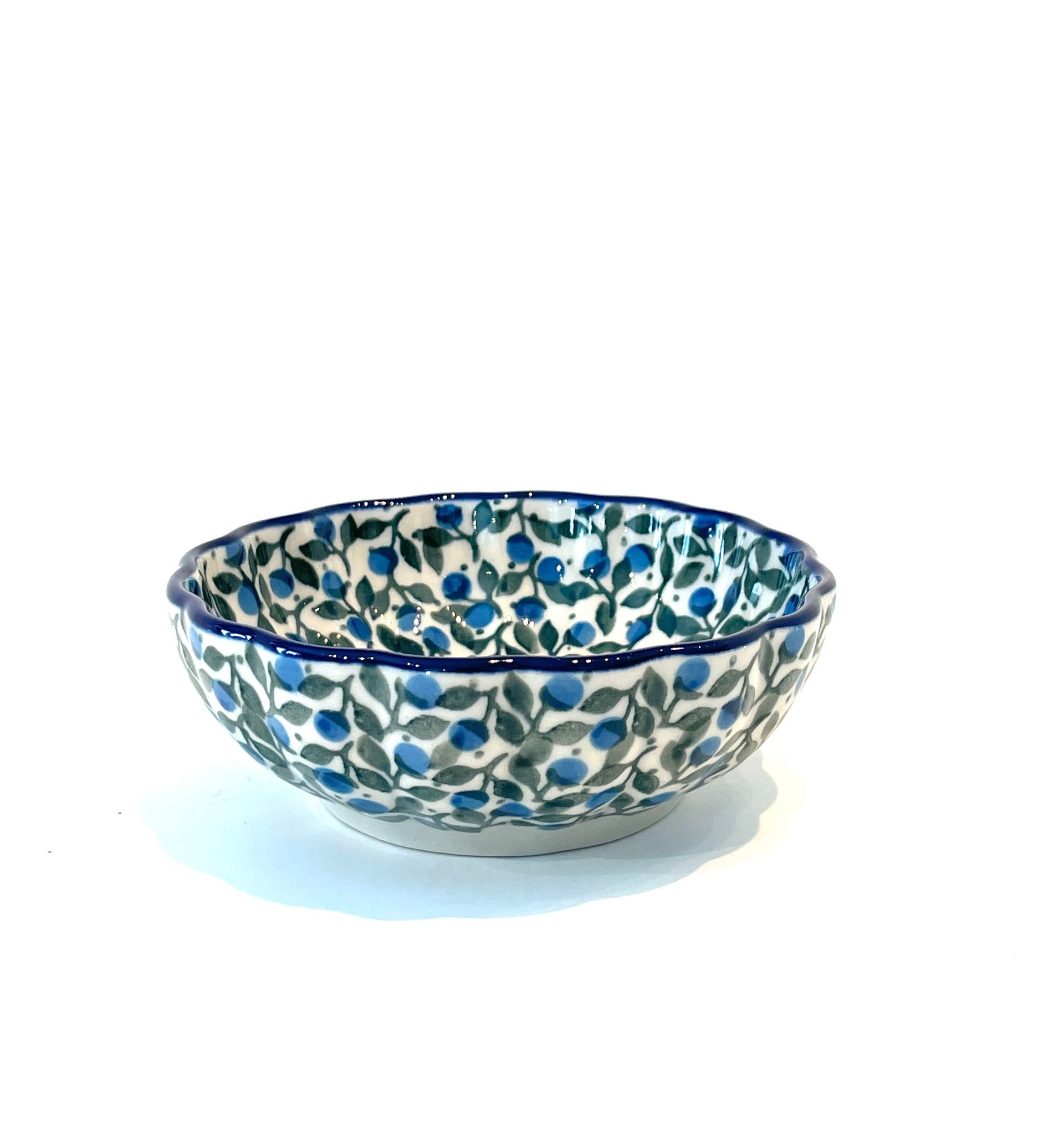 Scalloped Bowl - Shape 23 - 00230