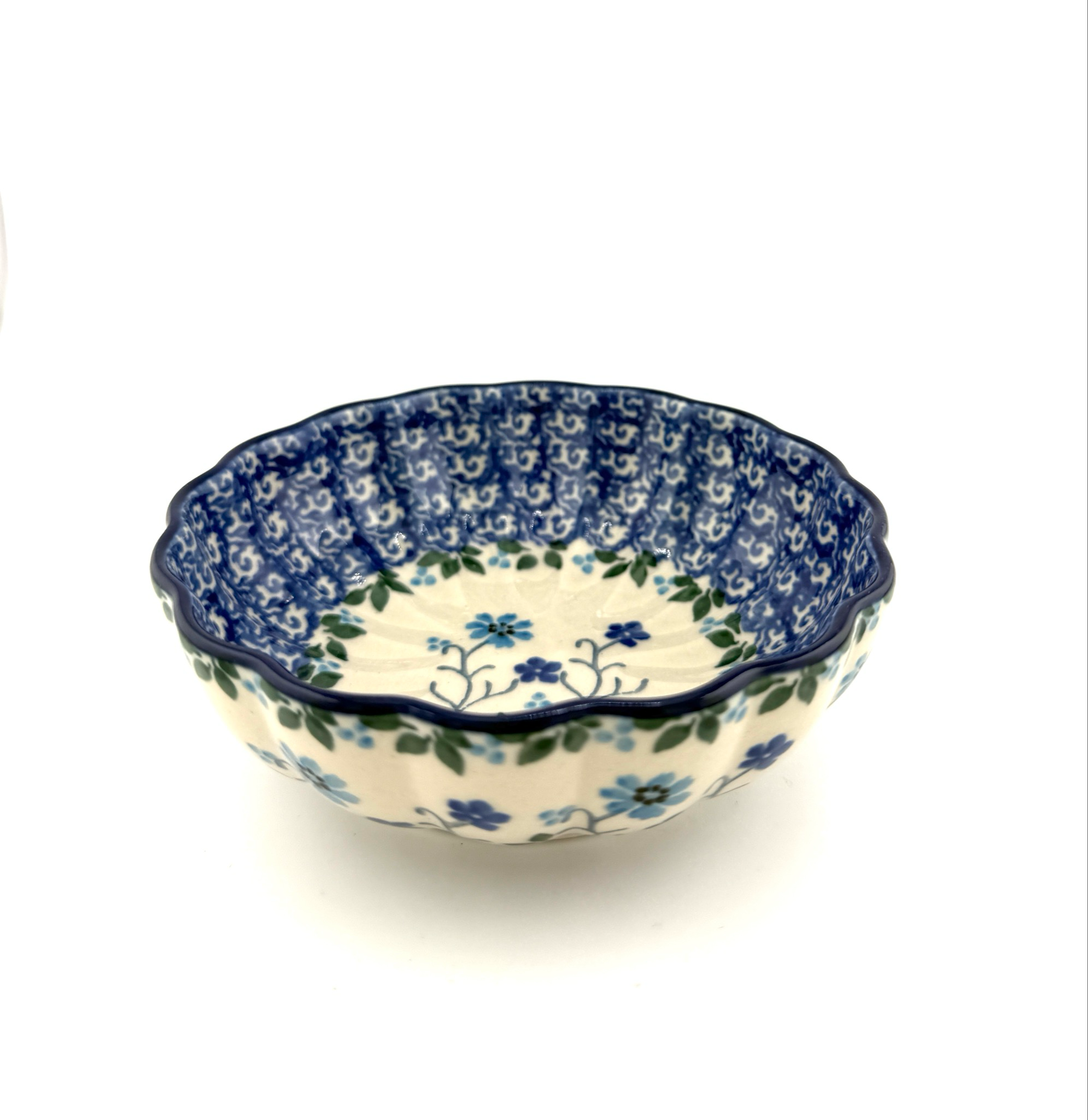 Scalloped Bowl - Shape 23 - 01410