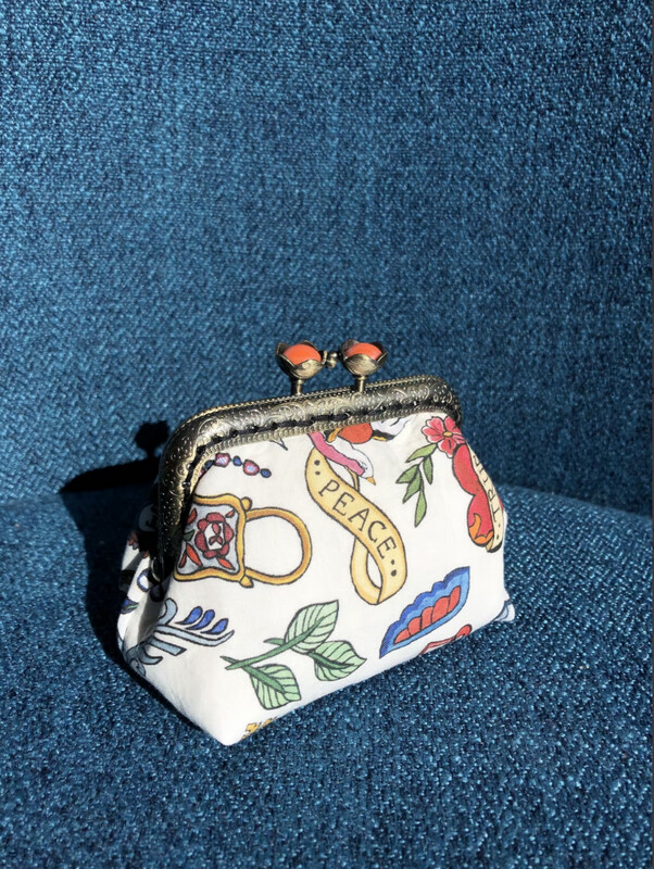 Petit porte-monnaie LOVE