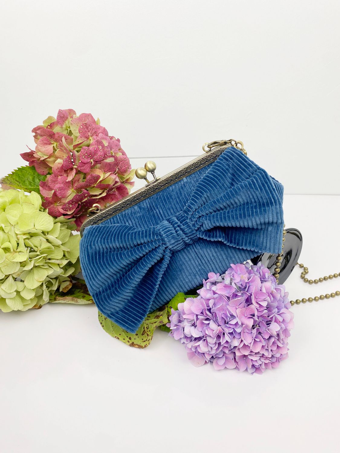 Pochette GAGA en velours côtelé style rétro