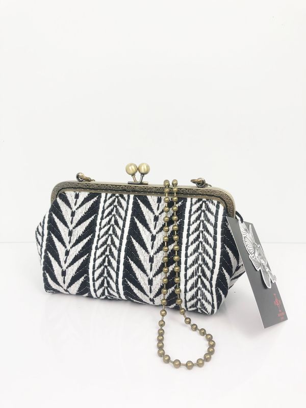 Pochette FUJI
