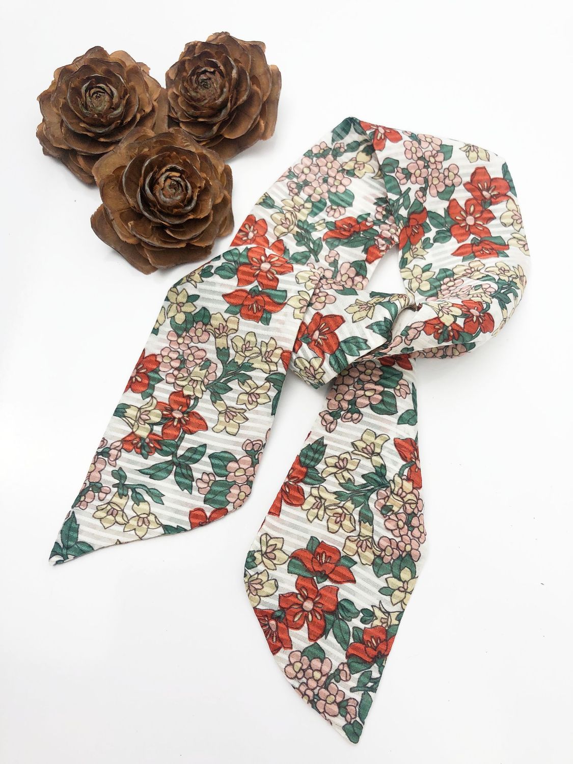 Petit foulard LYS en soie