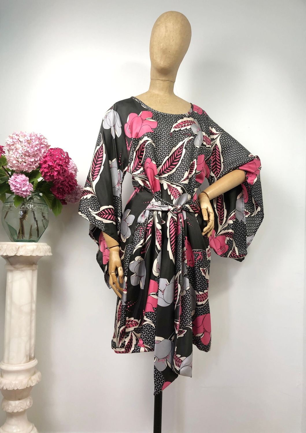 DIVA silk dress - Floral and Refined Elegance