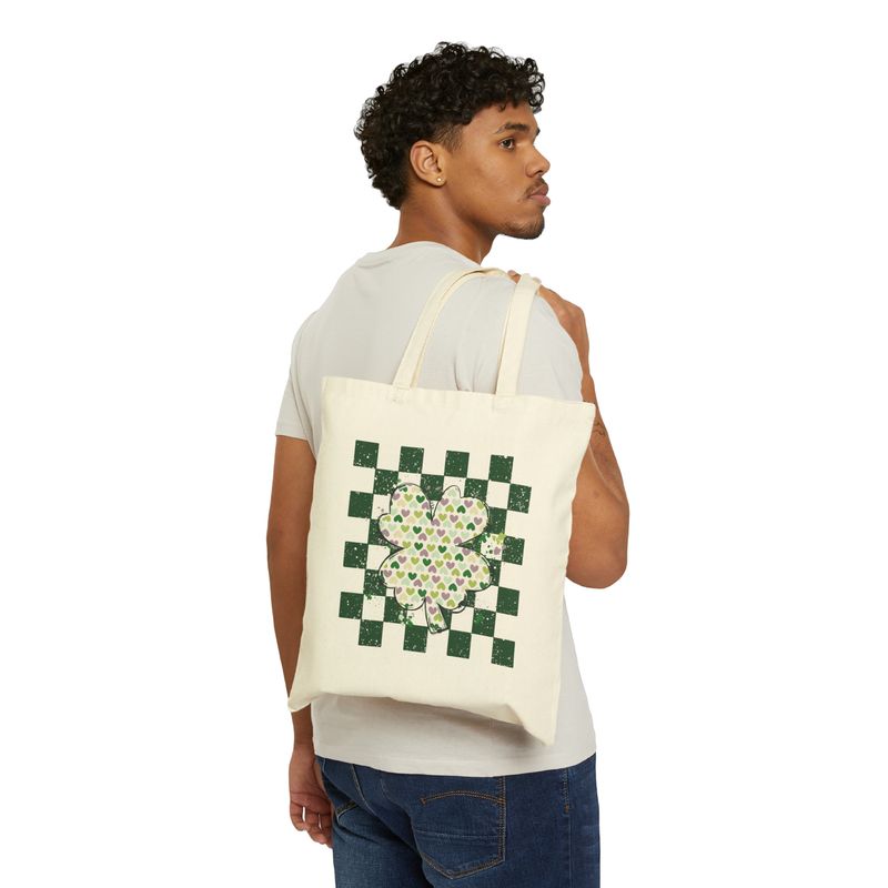 Checkered Clover