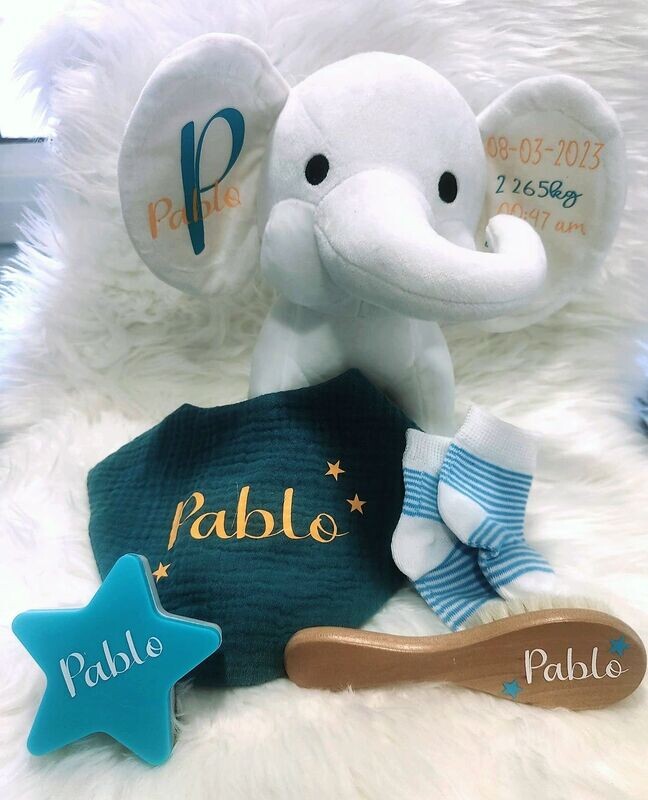 Pack regalo  personalizado bebé